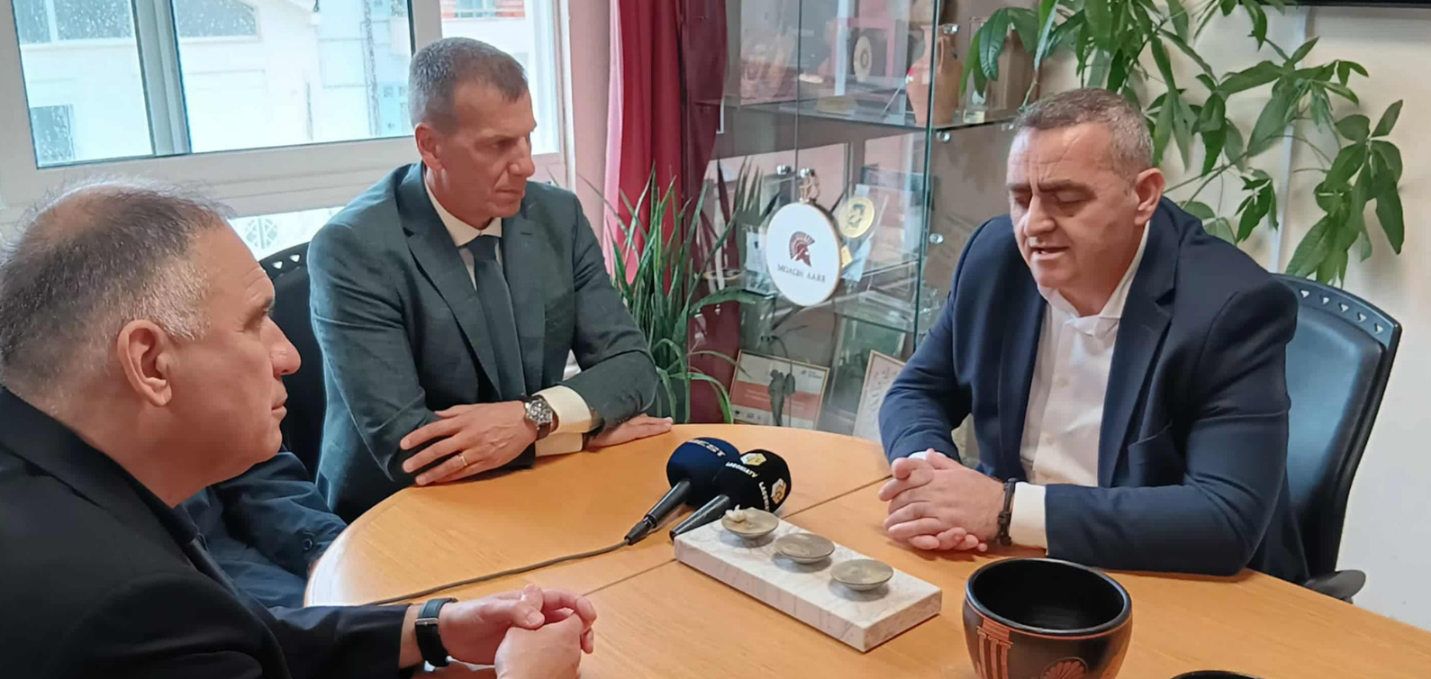 Επίσκεψη του Ευρωβουλευτή Διονύσιου - Φρέντη Μπελέρη στον Δήμαρχο Σπάρτης Μιχάλη Βακαλόπουλο