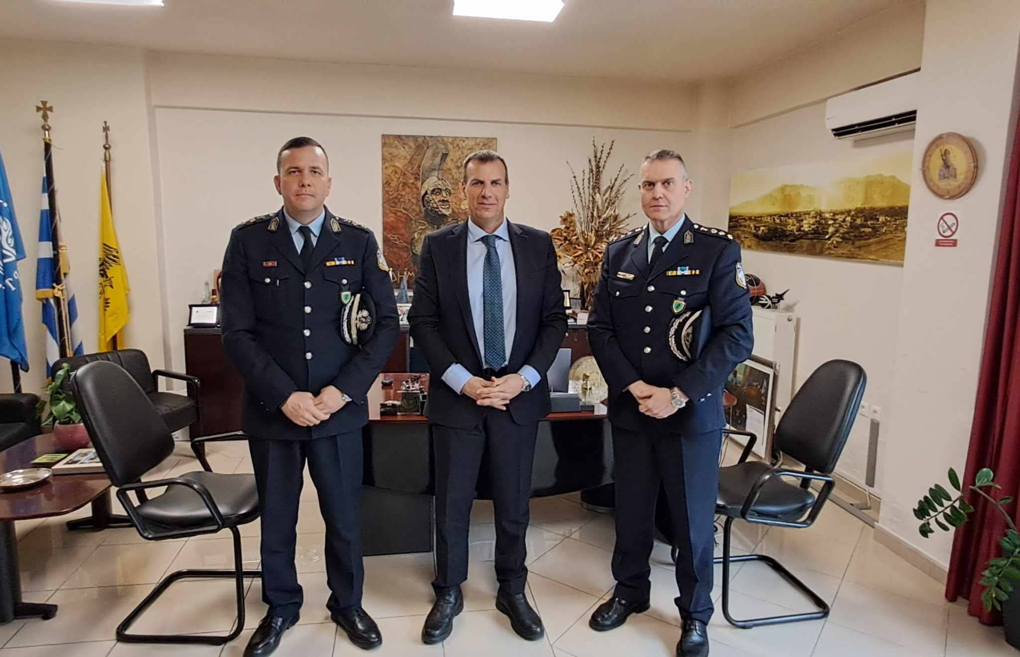 Εθιμοτυπικές συναντήσεις του Δημάρχου με τον νέο Αστυνομικό Διευθυντή Λακωνίας και τον νέο Διοικητή του ΚΕΕΜ