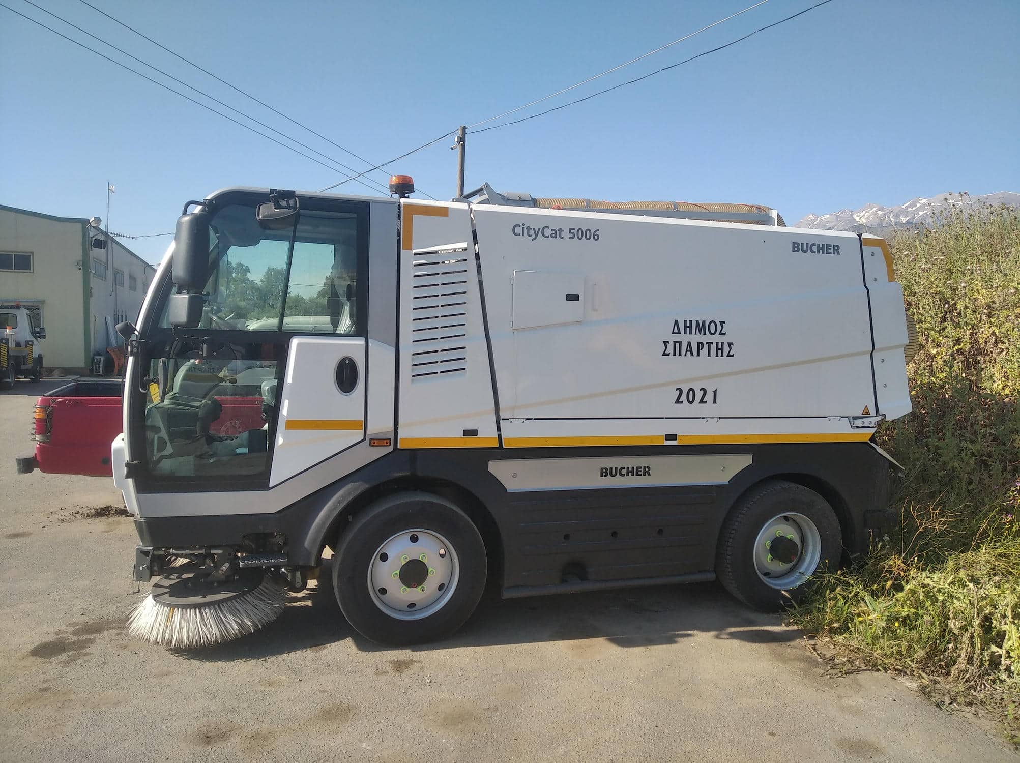 Σε πλήρη λειτουργία το νέο  αναρροφητικό σάρωθρο (σκούπα) μηχάνημα του Δήμου Σπάρτης