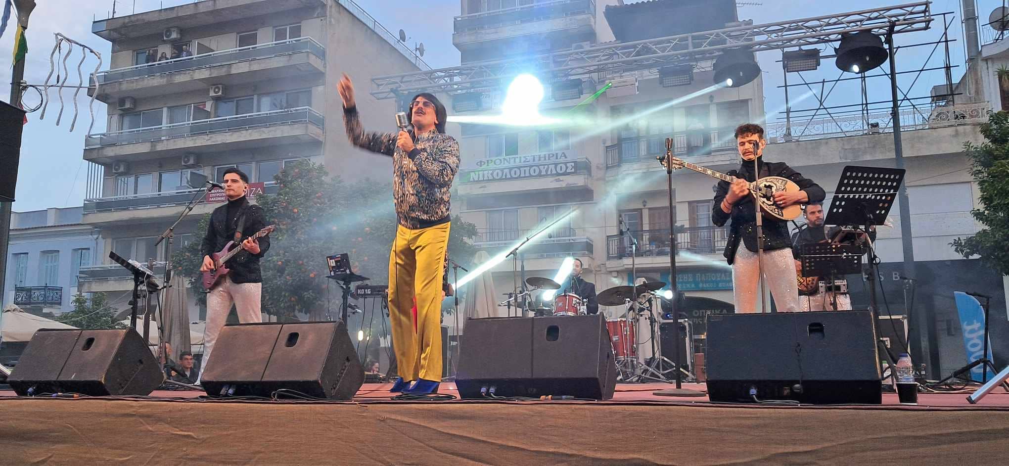 Με μεγάλη επιτυχία το 2ο Παιδικό Καρναβάλι Σπάρτης – Ξεσήκωσε την Σπάρτη ο Τόνις Σφήνος – Αποκριάτικες εκδηλώσεις και κούλουμα σε όλο τον Δήμο