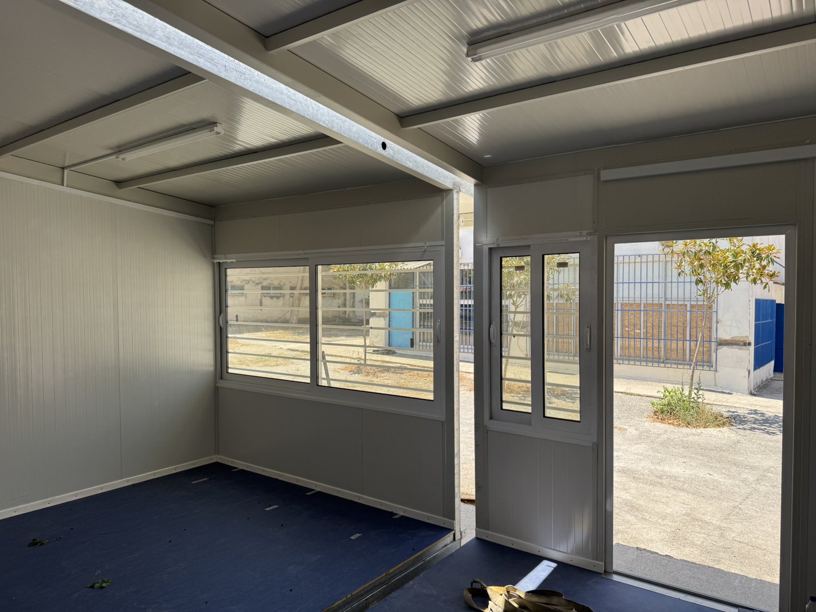 Τοποθέτηση προκατασκευασμένων αιθουσών διδασκαλίας